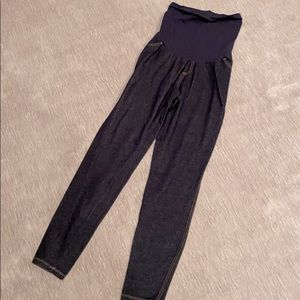 Maternity jeggings